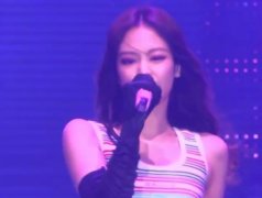 Jennie¼ Ѹ̾ǰ˾YG̫װ